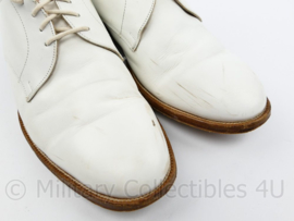 Koninklijke Marine witte tropen schoenen Avang Hand Sewn met lederen zool - maat 10,5 = 45 - origineel