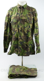 KMARNS Korps Mariniers Woodland DPM camo uniform 1988 met straatnaam - maat 41 - gedragen - origineel