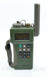 Nederlandse GPS ontvanger Rockwell Collins PLGR 96  - zonder accu - werkend - 26 x 25 x 9 cm - origineel