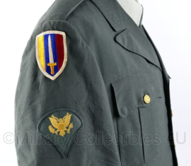 US Army Vietnam oorlog 1969 gedateerde Class A jacket  Specialist SPC 1st Field Force Vietnam  - Size 40R -  origineel