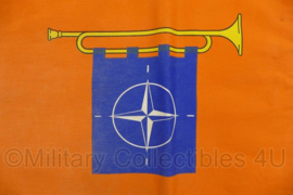 Defensie NATO  taptoe Arnhem vlag  - zeldzaam - Vroeg model - Jaren 60 - 46 x 33 cm - origineel