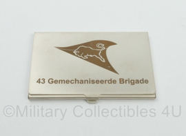 Defensie 43 MECHBAT 43 Gemechaniseerde Brigade visitekaartjes houder - 10 x 6 cm - origineel