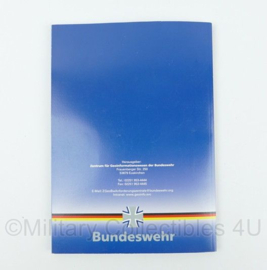 BW Bundeswehr Kraftfahreratlas Deutschland 2014 Ausgabe 11 DGID - 21 x 1 x 29,5 cm - licht gebruikt - origineel