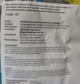 1 doos met 8 zakken Nederlandse leger 24uurs rantsoenen Maaltijd zak 24 Hour Operationeel Rantsoen W(Pouch) + Warm Weer module - 8 verschillende menu's! - +/- 4900 kcal - Best Before November 2025