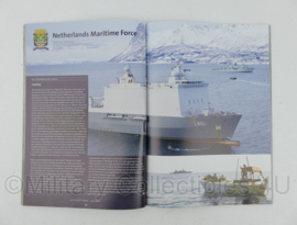 Korps Mariniers tijdschriften SET Qua Patet Orbis QPO 2009/2010 - 29,5 x 21 x 1 cm - origineel