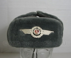 DDR bontmuts LSK - officier luchtmacht - maat 56 cm. - origineel