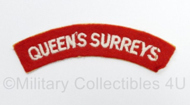 Britse leger Queen's Surreys shoulder title - 11 x 3,5 cm - origineel