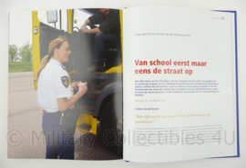 Boek "Naar één Nationale politie" Louis Cornelisse  - 23 x 2 x 29 cm