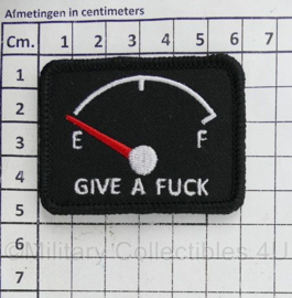 Give A Fuck embleem - met klittenband - 6 x 4,5 cm