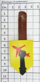 Militaire borsthanger - 10 x 4 cm - origineel