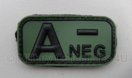 Embleem Bloedgroep A- Negatief - GROEN / ZWART - Klittenband - 3D PVC - 5 x 2,5 cm.