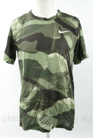 Nike The Nike Tee Dri-fit t-shirt Trainingsshirt camouflage - maat Medium - licht gedragen - origineel