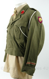 Belgische Gendarme Ike Batlledress jack met broek - met insignes - maat 4F - gedragen - origineel