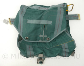 KLU en USAF Case assy Survival Kit voor piloten voor in de schietstoel  - 38 x 38 x 12½ cm - nieuw - origineel