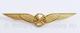 Klu Luchtmacht wing  goudkleurig Stewards/ Stewardessen  - 10 x 2 cm - origineel