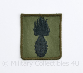 Defensie GVT borstembleem geoefend handgranaat werper - 5 x 4,5 cm - origineel