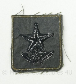 KL Nederlandse leger Humanistisch raadsman/vrouw borstembleem - 5 x 4½ cm - origineel