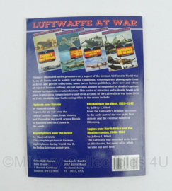 Luftwaffe At War ; Eagles over North Afrika and the mediterranian 1940-1943 - Jeffrey L. Ethell - Engelstalig