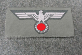 Borstadelaar  Heer M40 BEVO