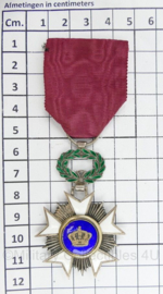 Belgische Kroonorde medaille  - 11 x 4,5 cm - origineel