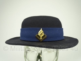 Nederlandse Dames politie hoed - met insigne - maat 55 origineel