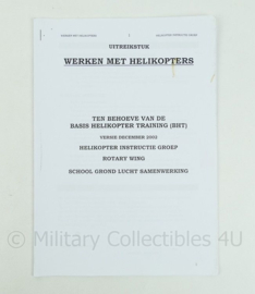 Korps Mariniers naslagwerk uit 2002 - handout werken met helicopters - origineel