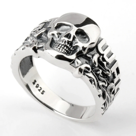 WestWall met doodskop ring - echt zilver - maat 8, 9