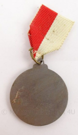 Poolse medaille met lint - 8 x 4 cm - origineel
