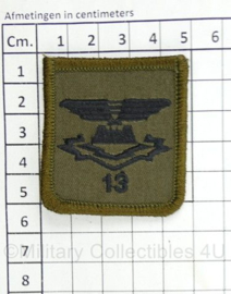 Defensie 13 BRIGPAGNCIE 13 Brigadepantsergeniecompagnie borst embleem met klittenband - 5 x 5 cm - origineel