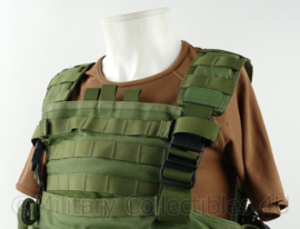 Profile Equipment plate carrier met mag pouches en HG tassen - licht gedragen - origineel
