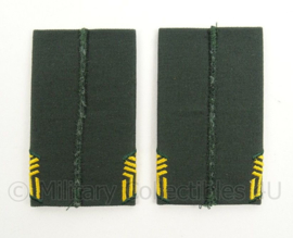 KL Landmacht DT2000 rang epauletten Korporaal Olk - per paar - afmeting 5 x 9 cm - origineel