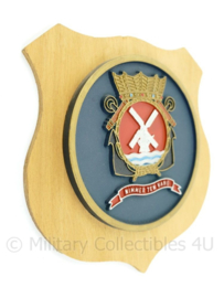Koninklijke Marine Vliegtuig Squadron 7 - "Nimmer ten Vang" - wapenschild squadron 7 - afmeting 15,5 x 15,5 x 1,5 cm - origineel