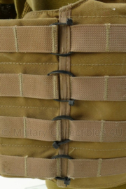 Defensie coyote plate carrier  Ciras model - maat Medium - gedragen - origineel