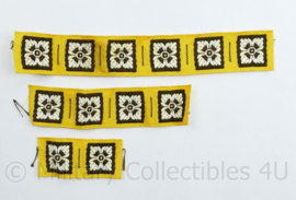 WW2 British shoulder ranks pip Royal Armoured Corps Regiment yellow - per 2, 4 of 6 stuks - origineel