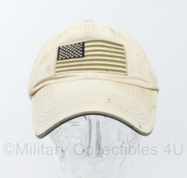 US La Police Gear baseball cap met US vlag voorop - one size - gedragen