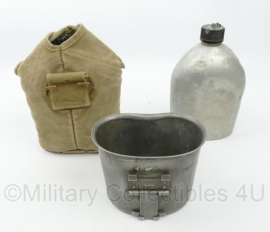 WO2 US Army veldfles set - aluminium fles 1943, RVS beker en khaki hoes - origineel