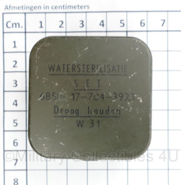 Defensie Watersterilisatie set W31 Thio en Chloor tabletten in blik - zonder inhoud - origineel