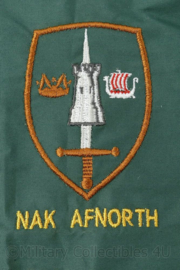 Halsdoek NAK AFNORTH NAVO hoofdkwartier Brunssum - groen - 38 x 23½ cm - nieuw - origineel