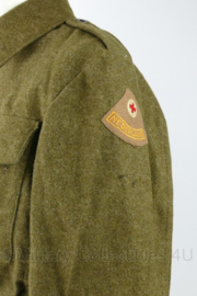 MVO uniform jas Rode Kruis Arts jaren 50 - maat 46 ¼ - origineel