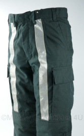 Nederlandse Brandweer Nomex brandwerende broek met reflectie - maat 9000/8090 - gedragen - origineel