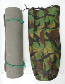 KL Nederlandse isomat met Woodland camo hoes - 186 x 59 cm - gebruikt - origineel