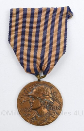 Franse medailles Aux Glorieux Defenseurs de Verdun 1916 - 9 x 4 cm - origineel