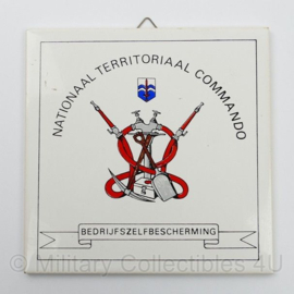 Wandbord Nationaal Territoriaal Commando Bedrijfszelfbescherming - 15 x 15 cm - origineel