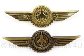 BW Bundeswehr borstspange Tatigkeitsabzeiche Waffensystemoffizier brons of goud - Luftwaffe - afmeting 8 x 2 cm - origineel