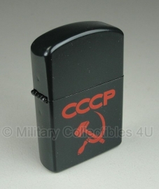 Aansteker zwart met opdruk rood "CCCP"
