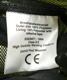 Britse politie reflective yellow parka - maat Medium - licht gedragen - origineel