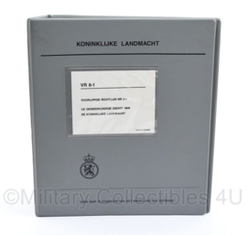 KL Handboek VR 8-1 voorlopige richtlijn Geneeskundige Dienst - uitgave van 1986 -  22,5 x 20 x 6 cm - origineel