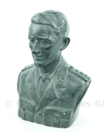 King Boudewijn Bust Hildebert Derre Antwerpen 1953 Koning Boudewijn Buste - 51 x 28 x 58 cm.  (l x b x h) - 10,5 kg