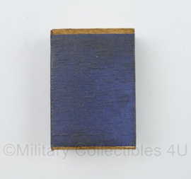 WO2 Duits luciferdoosje van echt hout - Uw Plaats is nog Vrij in de Waffen SS - 6 x 4 cm