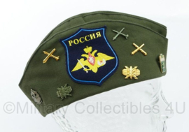 Russische leger veteranen schuitje met originele insignes - maat 58 - origineel